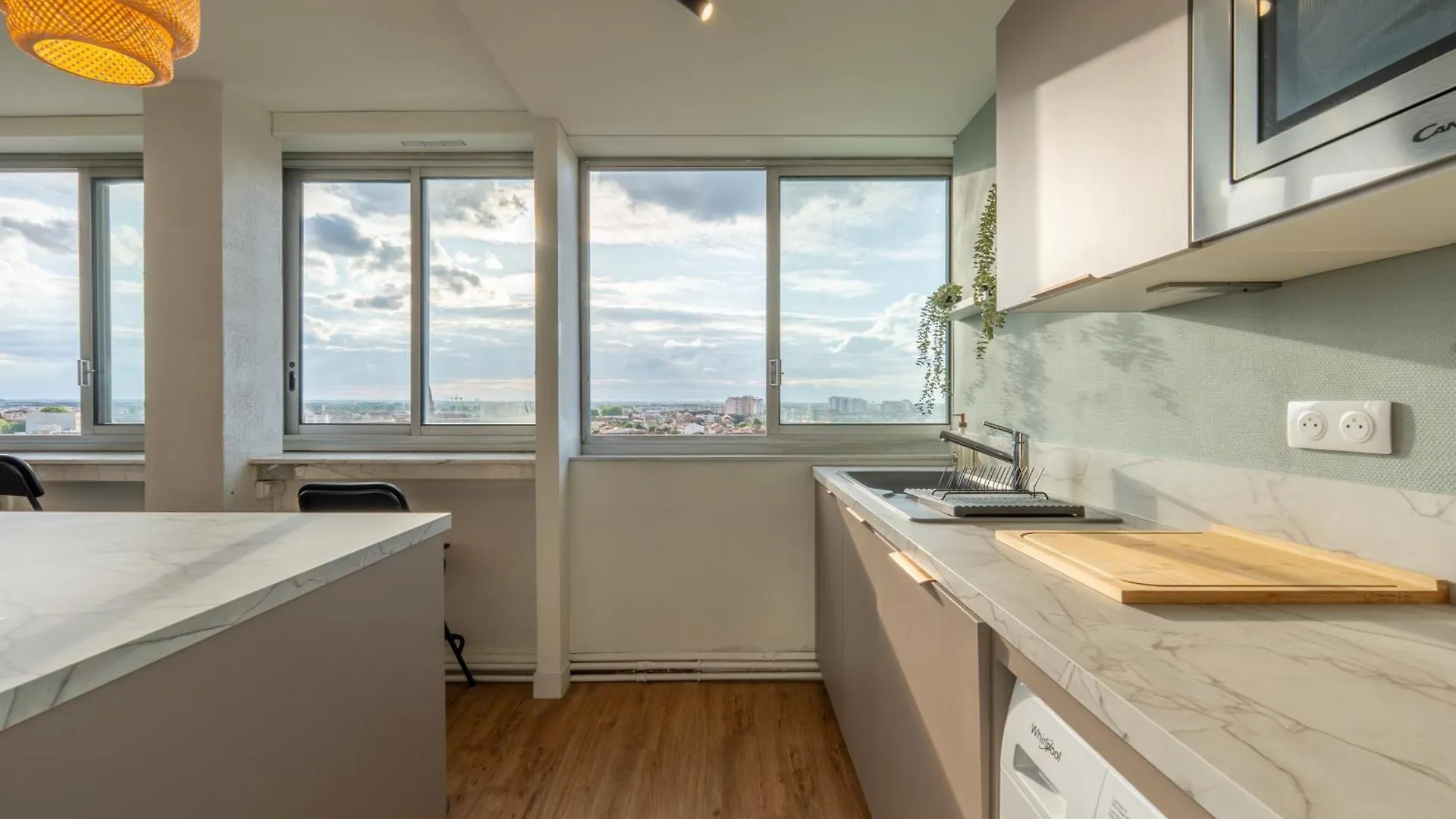 아파트 Toulouse Appartment 3 Bedrooms Balcony Panoramic View - 10 Min Train Station & Metro 프랑스