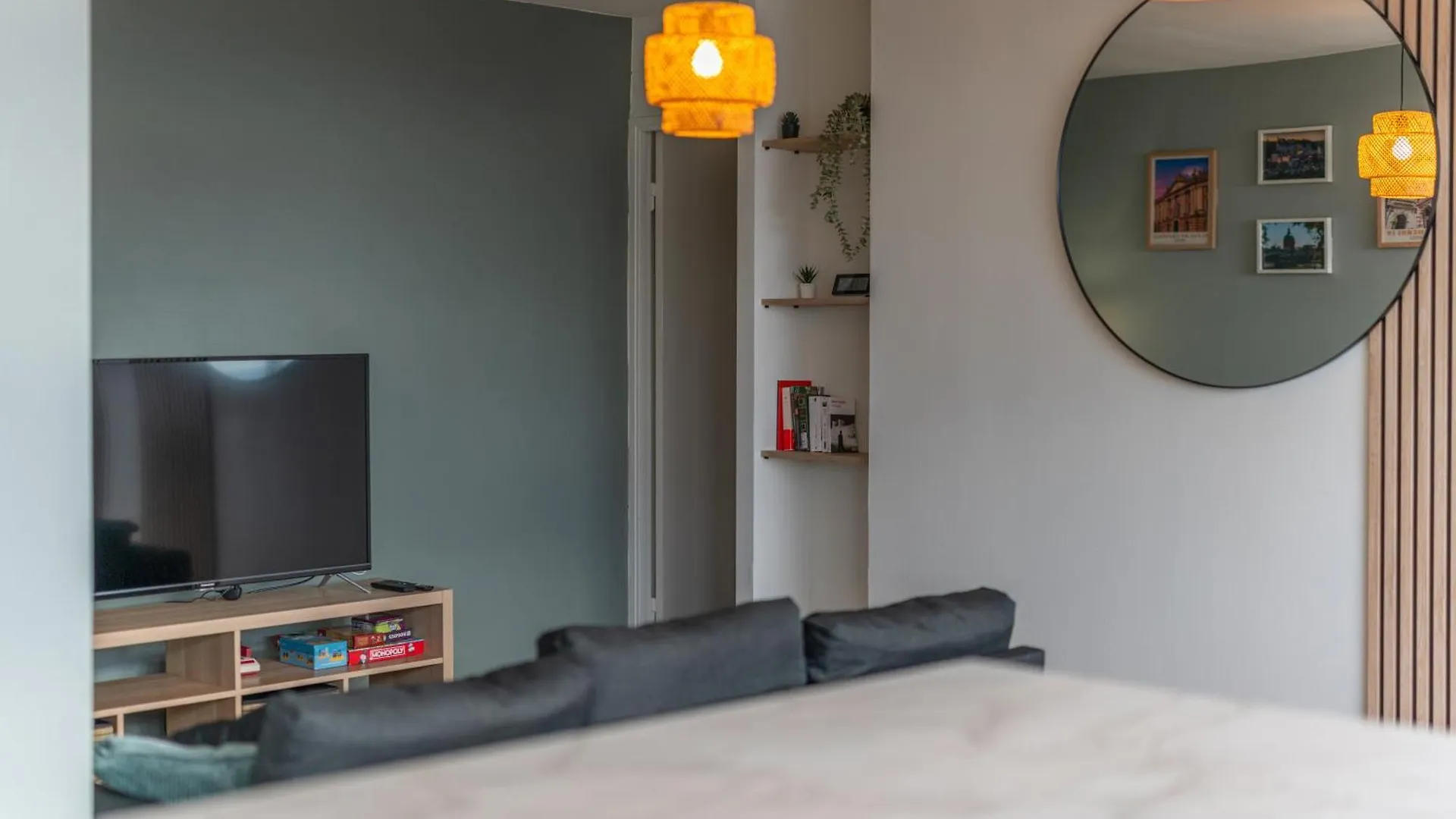 Toulouse Appartment 3 Bedrooms Balcony Panoramic View - 10 Min Train Station & Metro 0*,  프랑스